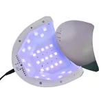 48 W UV lampa s chrómovou základňou